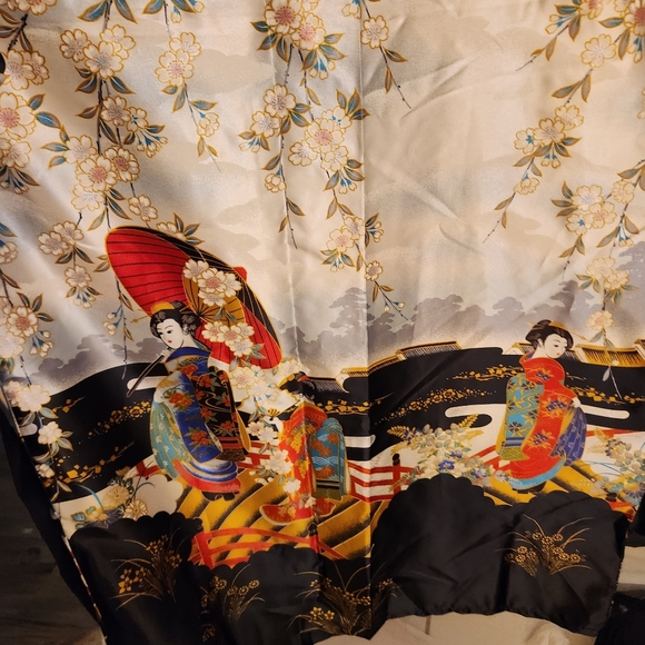 Oriental Floral Kimono Black  Robe - Picture 7 of 14